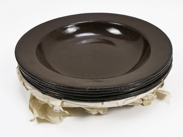 1x enamel dinner plate war production originally from / for a prison camp