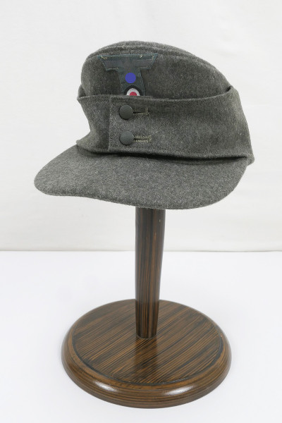 Wehrmacht M43 field cap army size 57 with effects