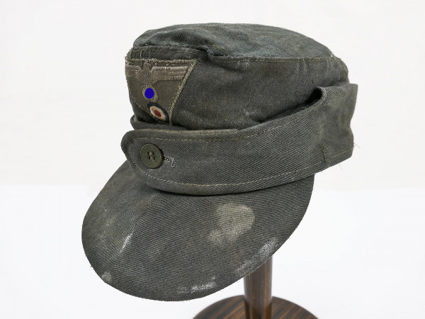 Wehrmacht M43 single button field cap italian doppia faccia cloth with original trapeze effects / 58+