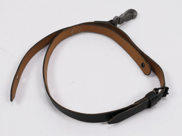 Wehrmacht original olc canteen straps made of pigskin