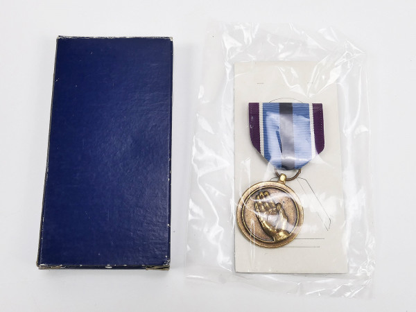 US Armed Forces Humanitarian Service Medal Award in OVP