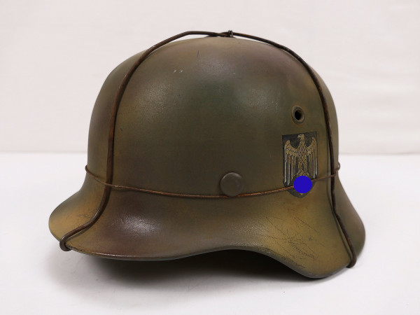 Wehrmacht camouflage DD steel helmet M40 with helmet lining size 57 Normandy camouflage helmet wire from museum