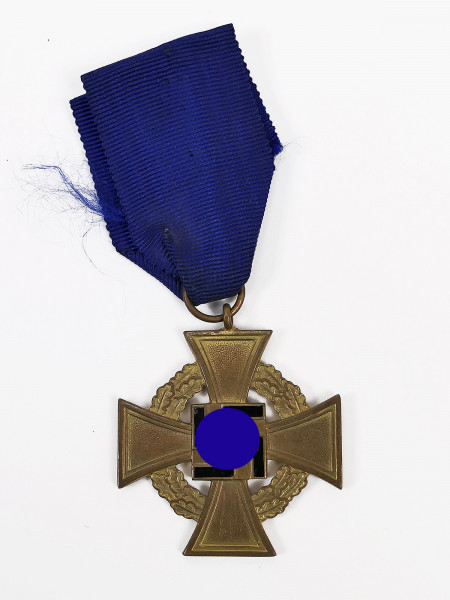 Original Loyalty Service Medal of Honor Gold 40 Years of Loyal Service on Ribbon Civil Servants / Public Service