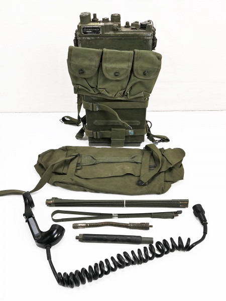 US ARMY RADIO EQUIPMENT VIETNAM RADIO RECEIVER PRC-8 Antenna Handset Carrying frame JEEP