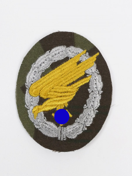 Paratrooper badge embroidered for splinter camouflage bone bag paratrooper