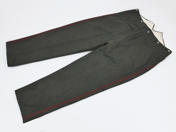 Single piece WK1 Old Army M1907 /10 field trousers XXL field gray with red piping uniform trousers