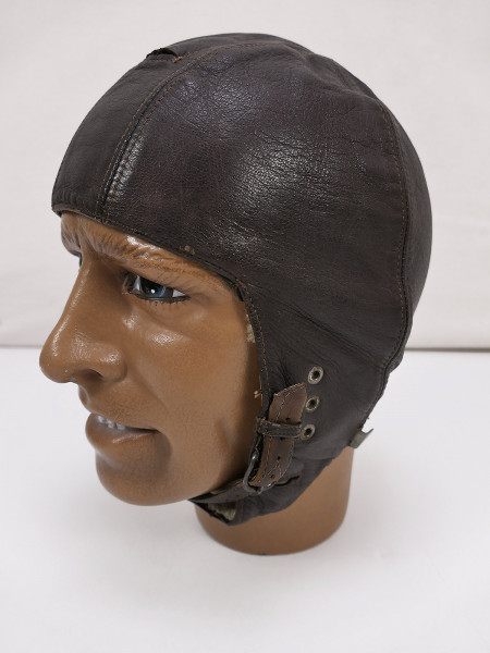 Wehrmacht Luftwaffe original flying cap winter headgear leather cap