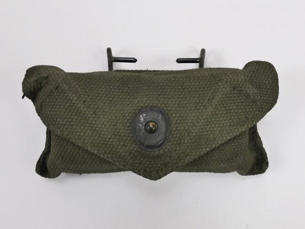 #8 US Army First Aid Kit M-1942 Pouch OLIV first aid kit bag with contents