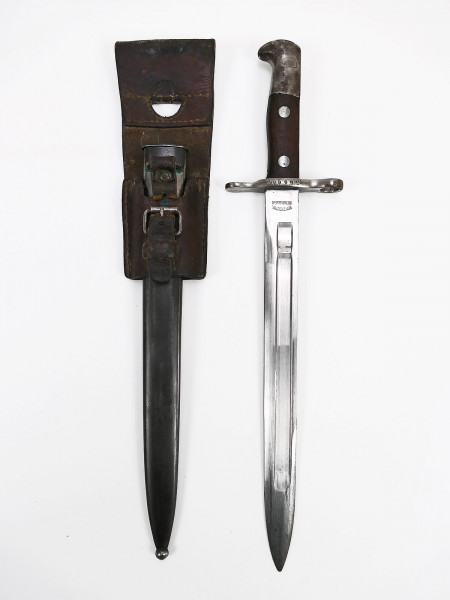 Switzerland bayonet M1918 Waffenfabrik Neuhausen sidearm with scabbard and leather belt holster