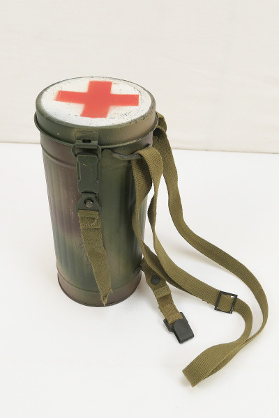 #F DAK Afrikakorps gas mask can camouflage Red Cross medic protective mask can with strapping