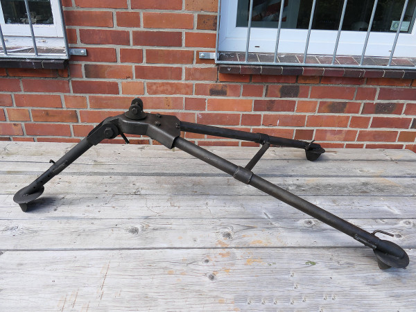 US Mount Tripod M3 for Browning Cal .50 M2 machine gun / tripod earth mount + pintle replica