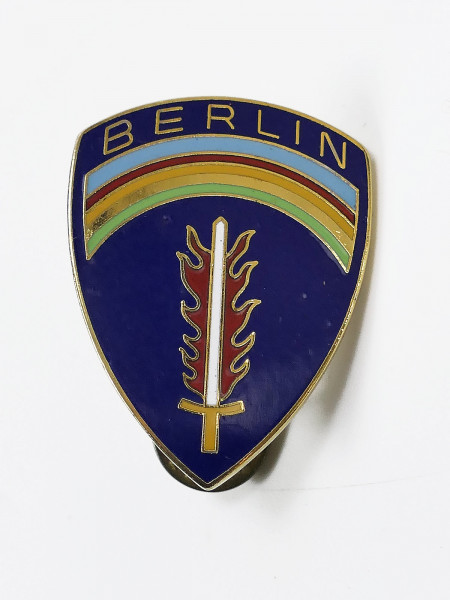 US Military BERLIN BRIGADE Pin Clutchback Medal Badge Badge