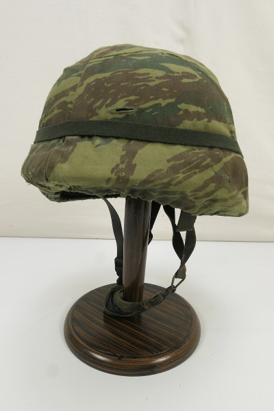 #H Nato PASG Paratrooper combat helmet Combat helmet size S with US Woodland helmet cover