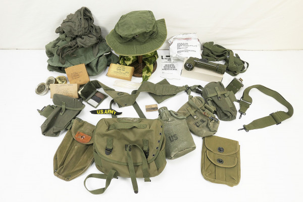 #D Type M-1956 webbing US Army Vietnam Assault Luggage - Pistol Belt Bags Pouches Cover Torch Patches