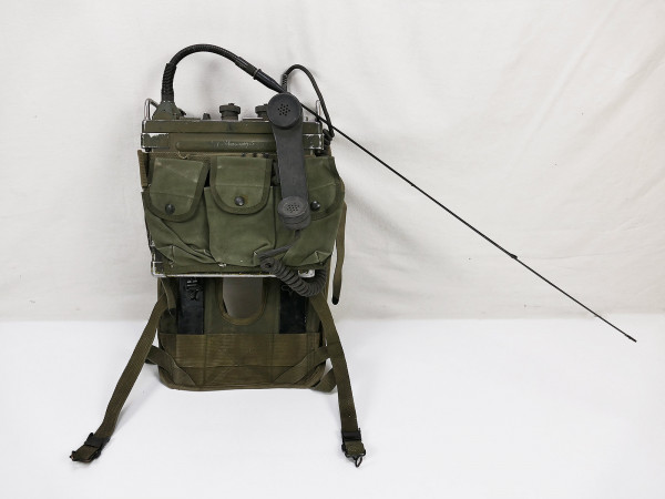 US ARMY Radio RT-84 / PRC-77 Successor Tadiran Radio Receiver + Antenna Handset Bag