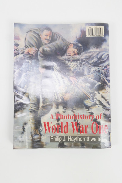 Book - A Photohistory Of World War One