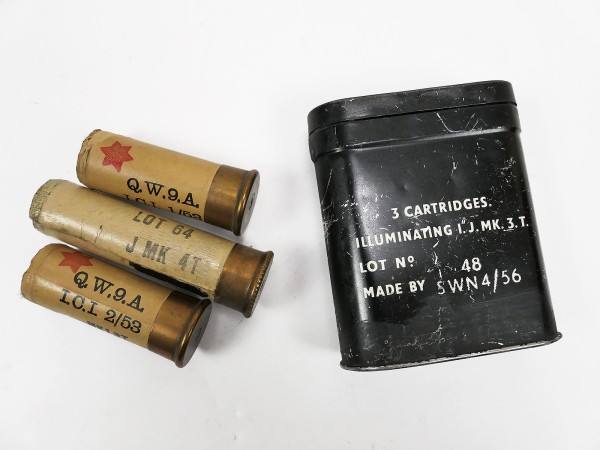 US Army Vietnam Korea 3x Cartridges Illuminating MK3 + Metal Box 438 MK1 I/53