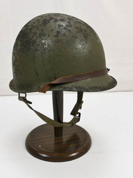 US WW2 M1 Swivel Bale Back Seam Helmet Steel Helmet with U.S. International Molded Plastics Liner