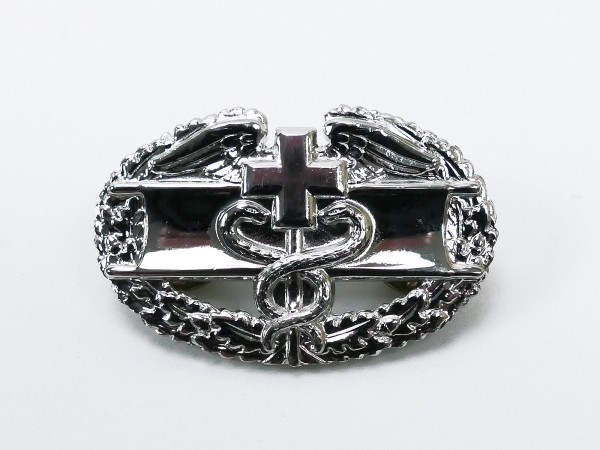 WW2 US Army Combat Medic Pin Badge Medical Badge