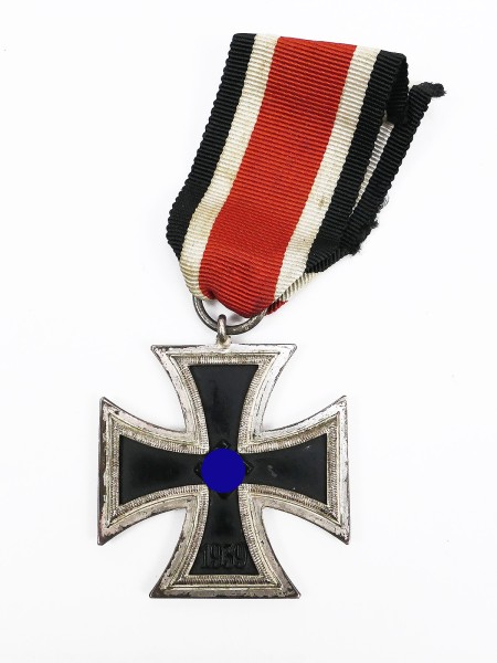 Wehrmacht EK2 Iron Cross 1939 2nd class on ribbon Original