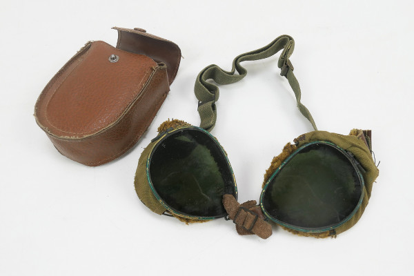 #1 US ARMY WW2 Ski + Mountain Trooper Goggles - Mountain trooper goggles in case