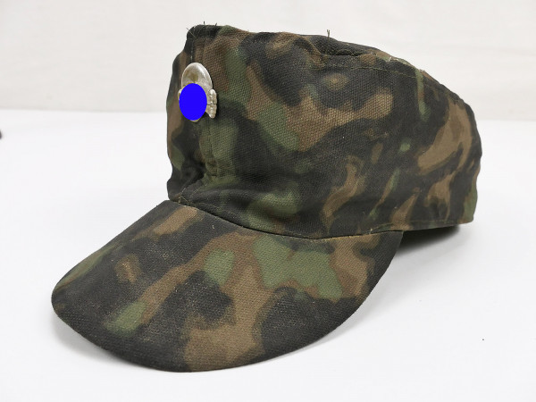 Waffen SS Frontfertigung Blurred Edge smoke camouflage field cap size 59/60 with skull and crossbones camouflage cap