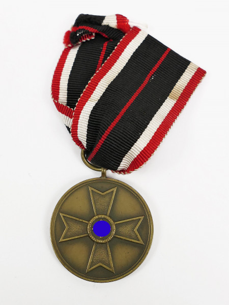 Original war service medal "For war service 1939" on ribbon