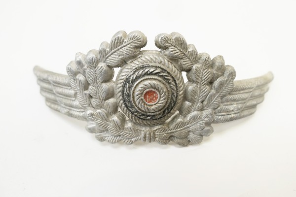 Aluminum wings with oak leaf wreath and cockade for peaked cap