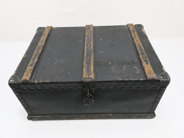 Luftwaffe officer box trunk box of a LW colonel with lock