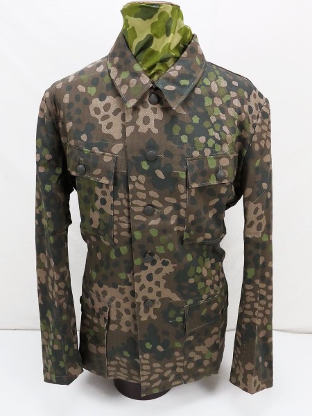 Waffen SS M44 Herringbone Camouflage Jacket Pea Camouflage Dot 44 Four Pocket Skirt