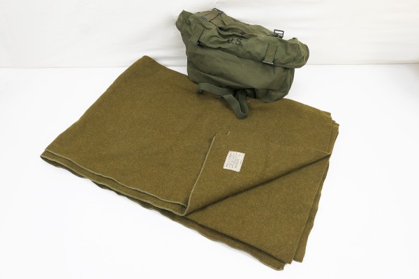 #2 US Pack Field Cargo M-1945 Bag + US Wool virgin Blanket Blanket