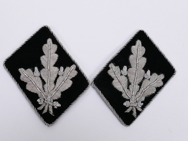 SS rank badge / collar mirror Brigadeführer flat variant museum production