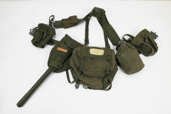 #3 US ARMY Korea Vietnam assault pack Koppel folding spade water bottle Pouches Buttpack