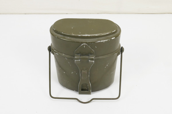 WK2 Cookware Dinnerware Switzerland Original 1940 similar to Wehrmacht