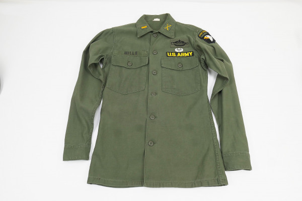 US Army Vintage Shirt Vietnam Cotton Sateen OG-107 Field Shirt 101st Airborne - 14½ x 33