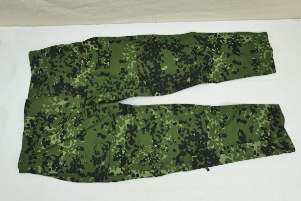 size XL - Denmark Gore-tex wetness protection trousers patch camouflage HMAK 1999 rain trousers