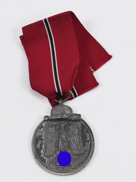 Wehrmacht Original Medal Winter Battle in the East Medal with manufacturer