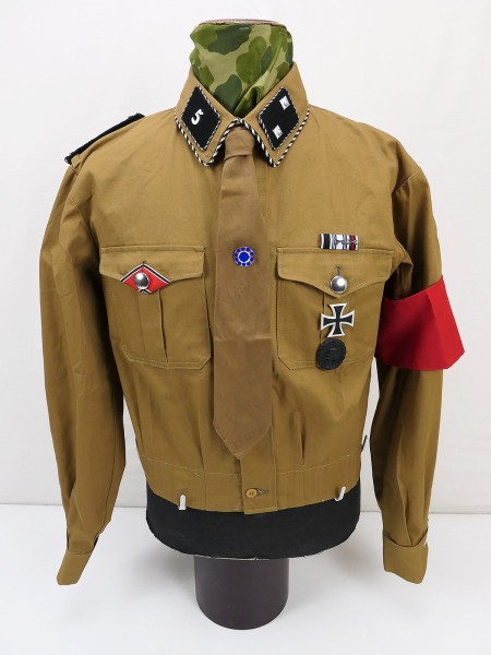 SA Sturmführer Horst Wessel uniform - shirt with effects and awards from museum