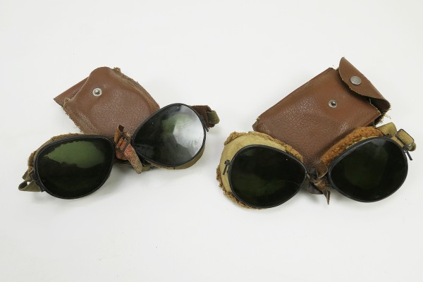 2x US ARMY WW2 Ski + Mountain Trooper Goggles - Mountain trooper goggles in case