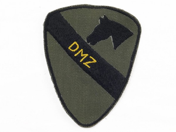 Patch DMZ Vietnam / US Infantry Badge Vietnam 1st Cav.