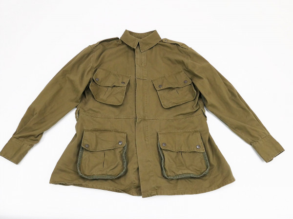 Single piece US WW2 Paratrooper Jump Jacket M1942 Field Jacket 101st Airborne Size 44R Jacket