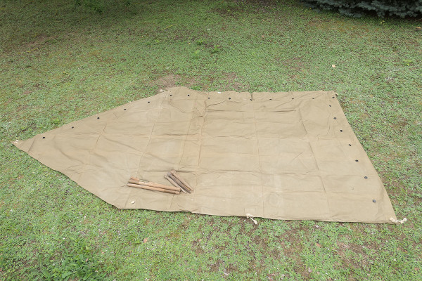 #3 US tent canvas shelter tent half + 5x wooden pegs