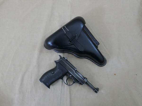 SET Pistol P38 antique deco model with P38 leather holster / suitcase bag