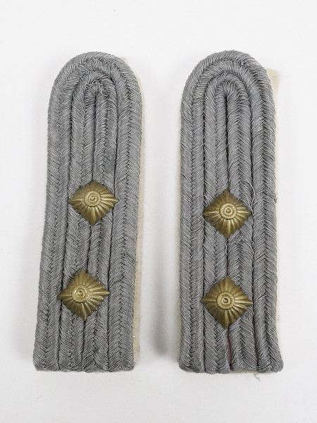 Wehrmacht shoulder boards captain infantry epaulettes for looping